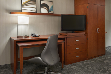 RS27078 CY YGKCY Mobile Workstation scr