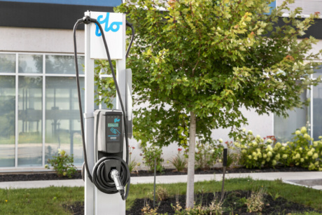 RS39143 ELECTRIC VEHICLE CHARGING STATION scr