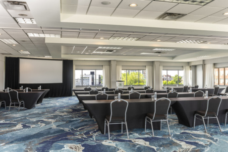 RS13469 Meeting Room 9 scr