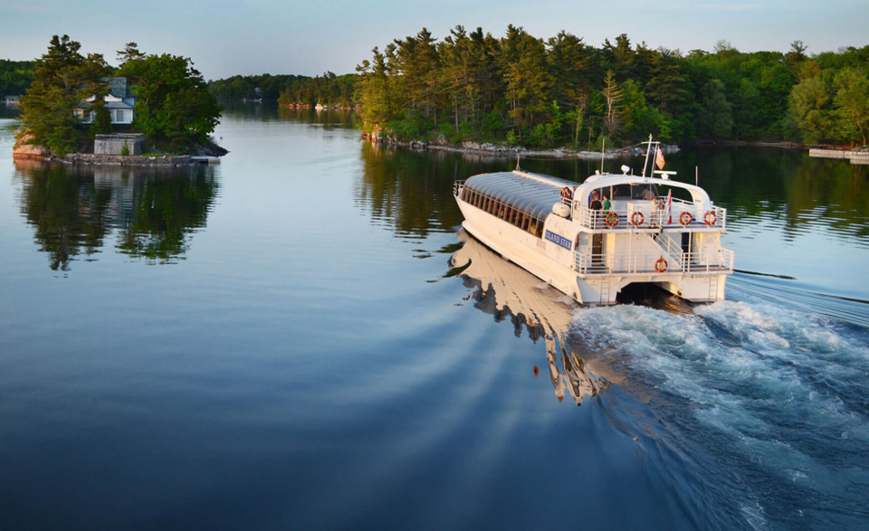 Header tours cruises