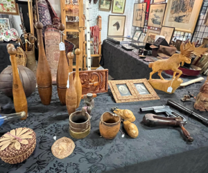 18 Kingston Winter Antique Show Feb25 Thiimg