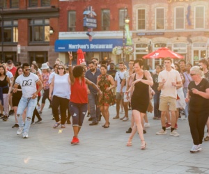 24 Salsa in the Square