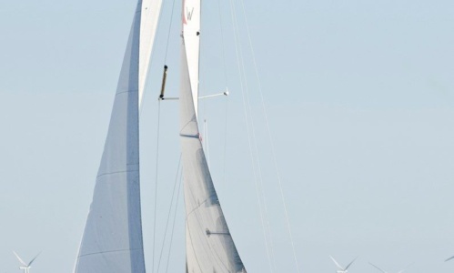 Hoista Sail